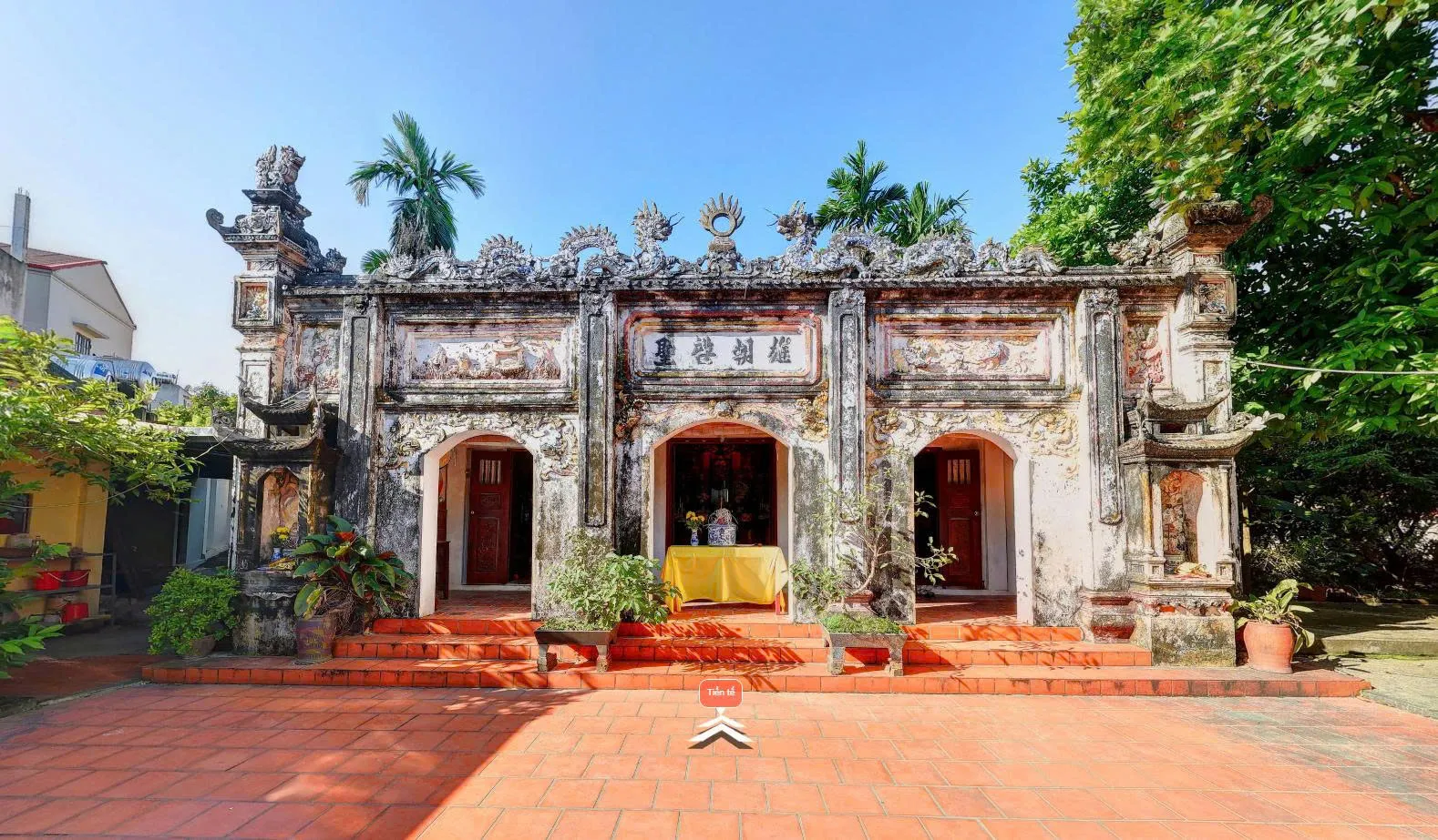 Đền thờ Xuân Trạch